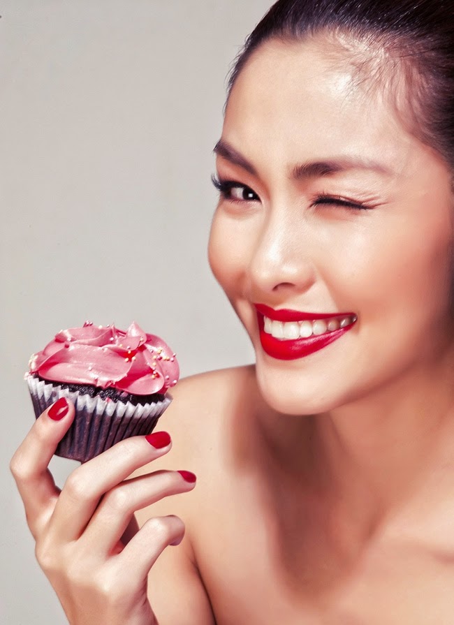 5 gương mặt đẹp đáng ghen tị của sao Việt