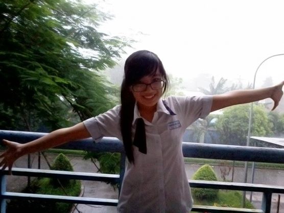 Bé học cấp 3 sexy một cách trong sáng