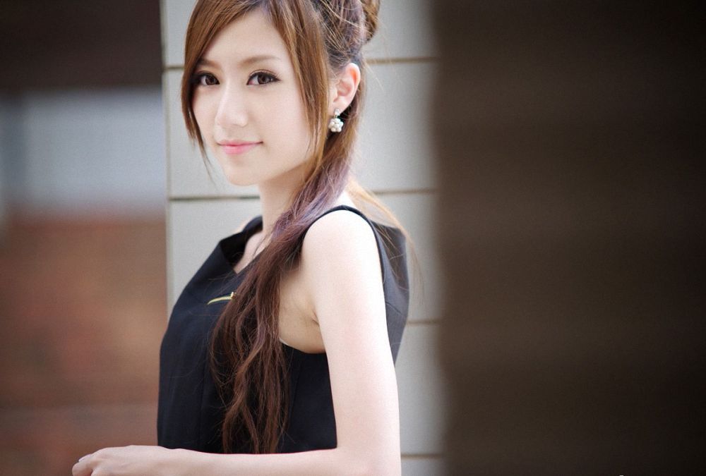 Bộ hình nền girl xinh đẹp cho máy tính bạn