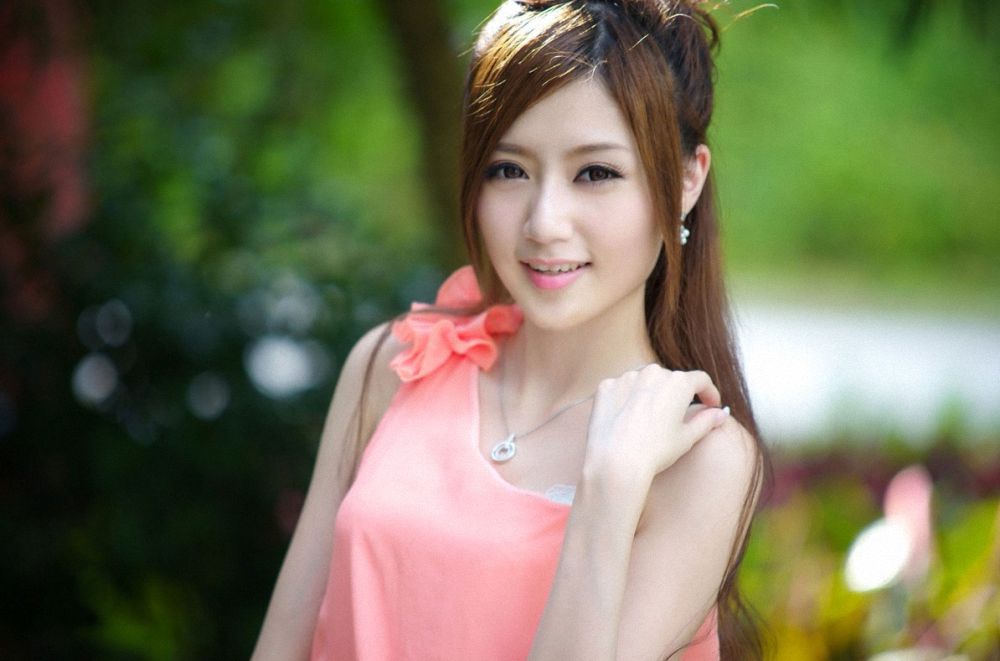 Bộ hình nền girl xinh đẹp cho máy tính bạn