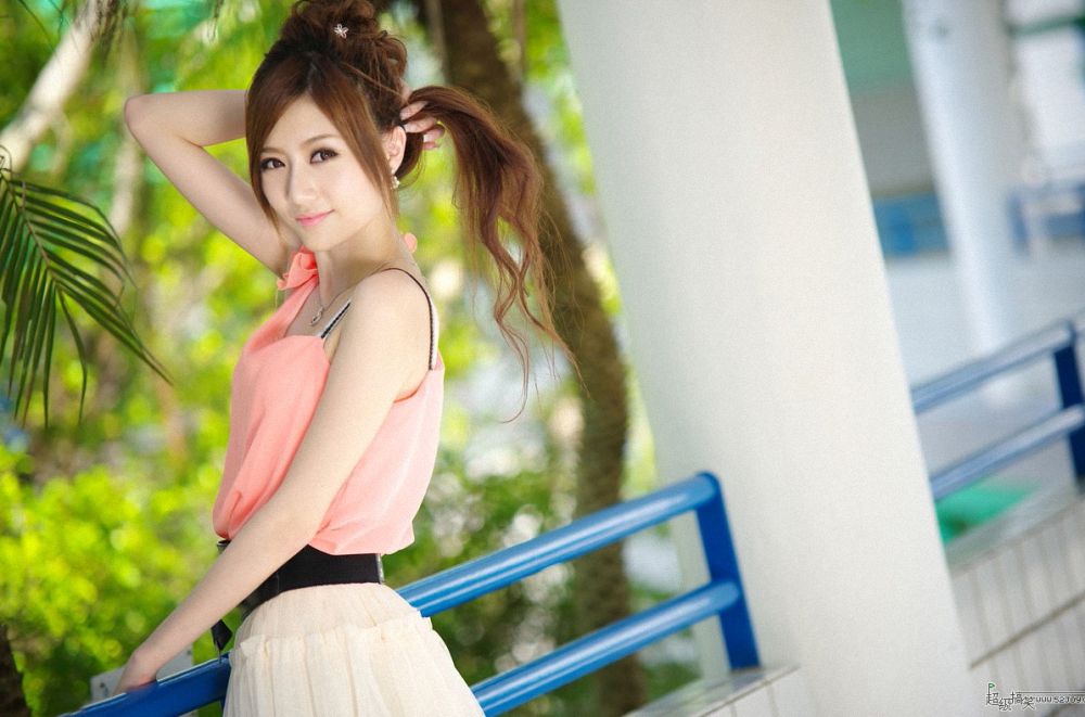 Bộ hình nền girl xinh đẹp cho máy tính bạn