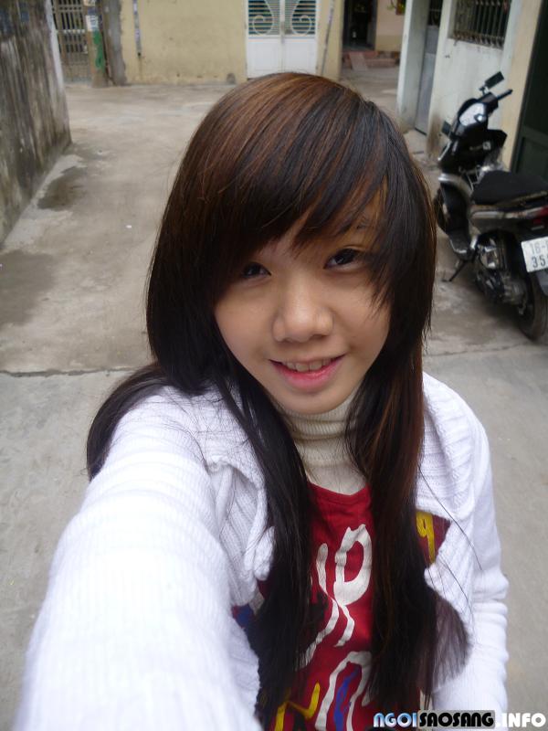 Cháu nó mới sinh năm 1999 thôi