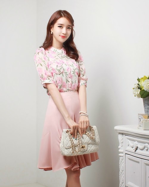 Gái Hàn với phong cách thời trang đơn giản quyến rủ