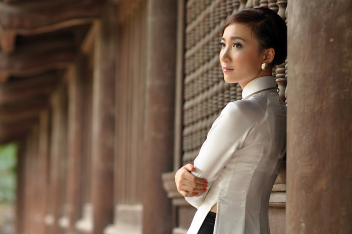 Gái việt dự thi