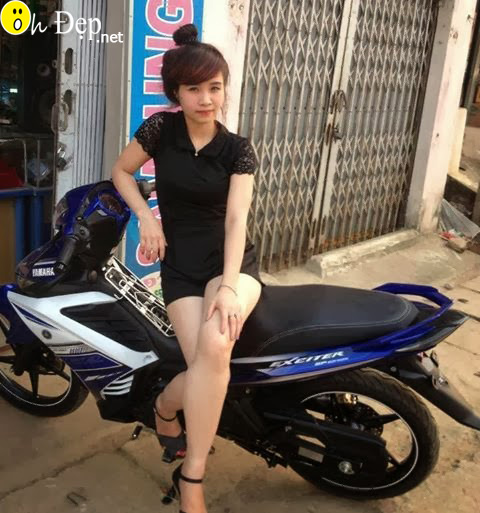 Gái xinh vếu khủng có ai đọ vếu với em không