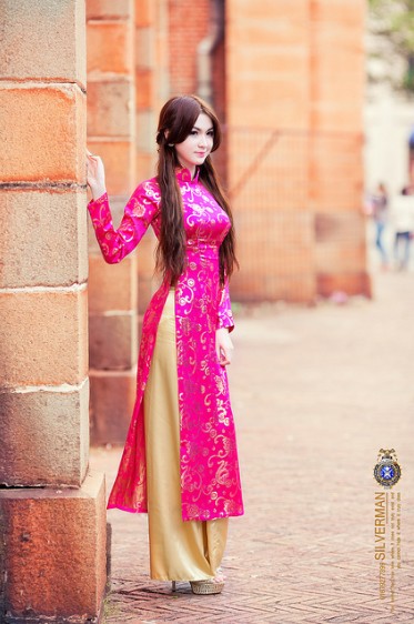 Girl xinh Việt Nam - Xinh duyên áo dài cùng nắng xuân