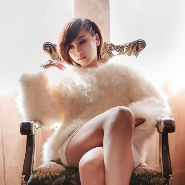 Hot girl Linh Napie & Quỳnh Nhi