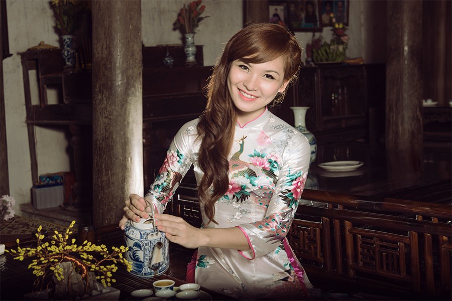 Hotgirl Học viện Báo chí đẹp rạng ngời trong sắc thu