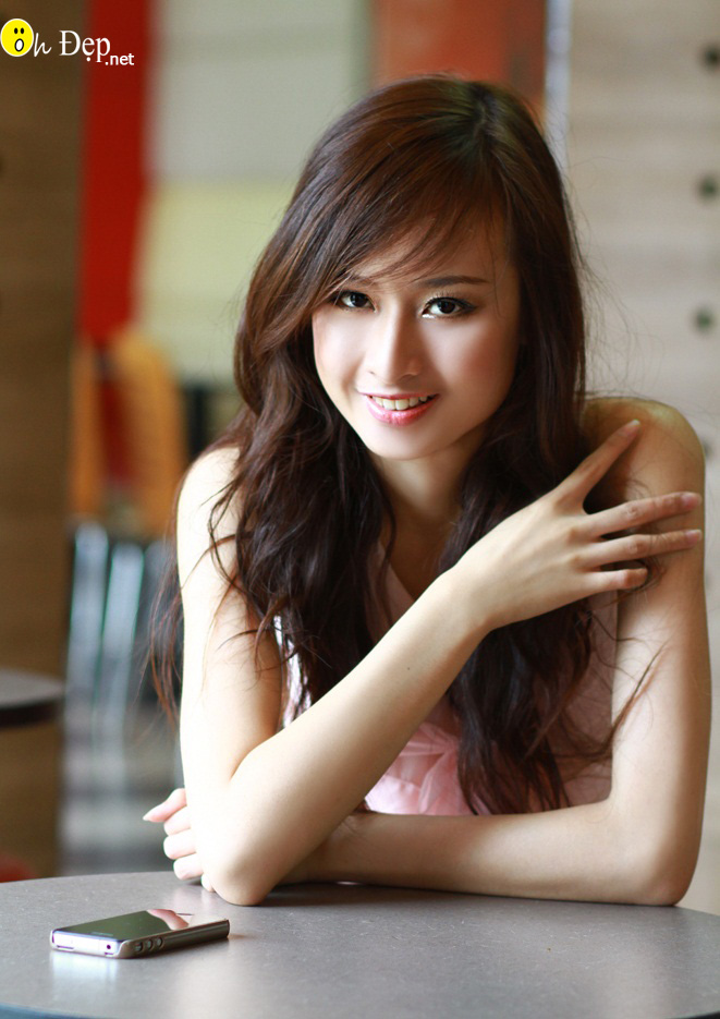 Hotgirl Mai Chi - Nữ sinh Việt duyên dáng trên đất Nga