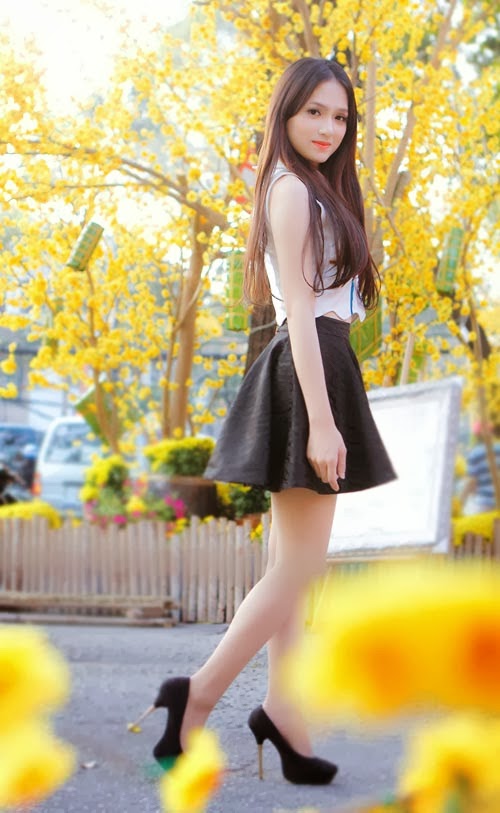 Hương Giang Idol gợi cảm đón xuân về