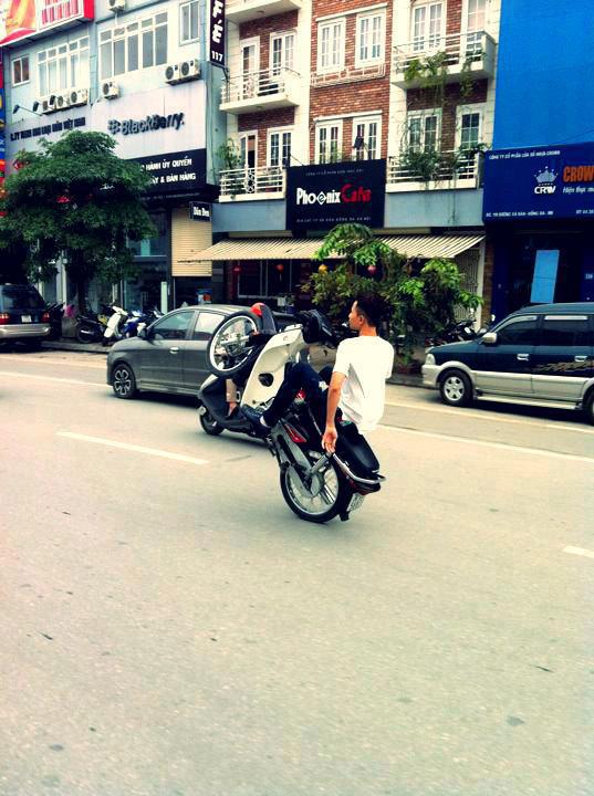 Khoảnh khắc nghịch tinh quái của giới trẻ