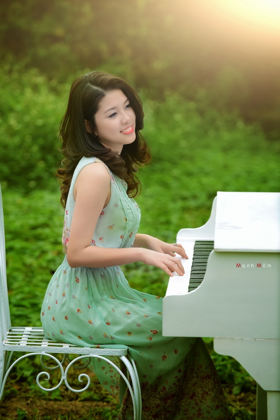 Khu vườn tình yêu đẹp lung linh