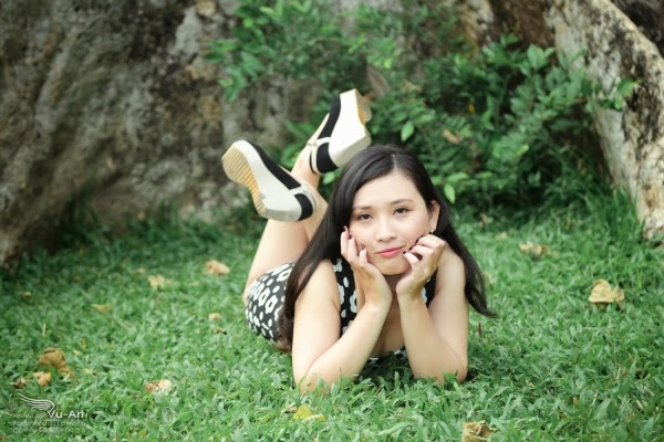 Kiyuu dịu dàng khoe dáng chuẩn