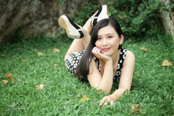 Kiyuu dịu dàng khoe dáng chuẩn