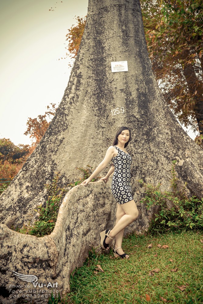 Kiyuu dịu dàng khoe dáng chuẩn