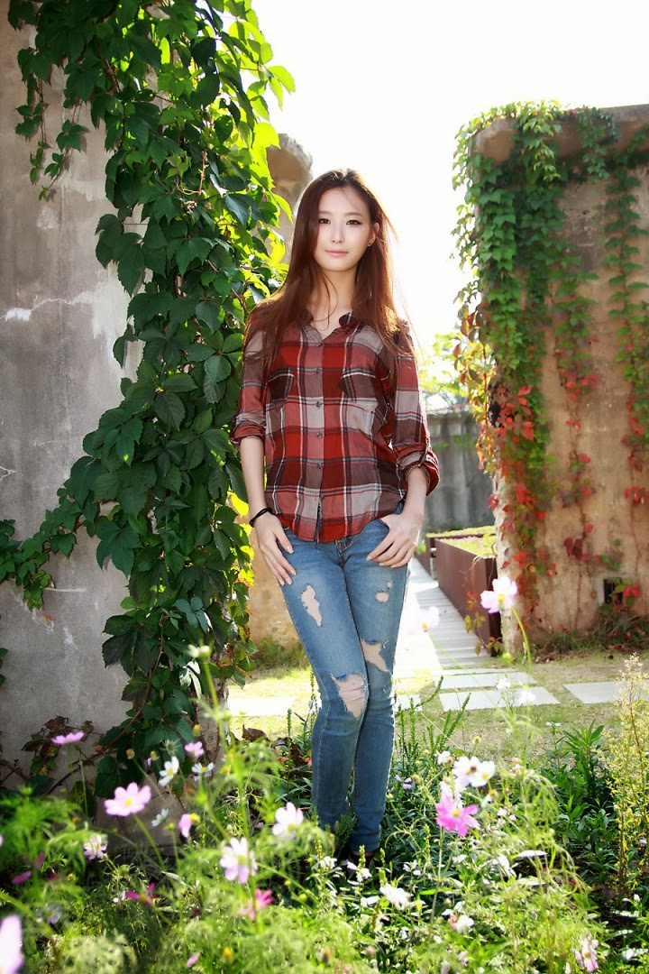 Mặt Xinh...Body Chuẩn...Còn Gì Để Chê....