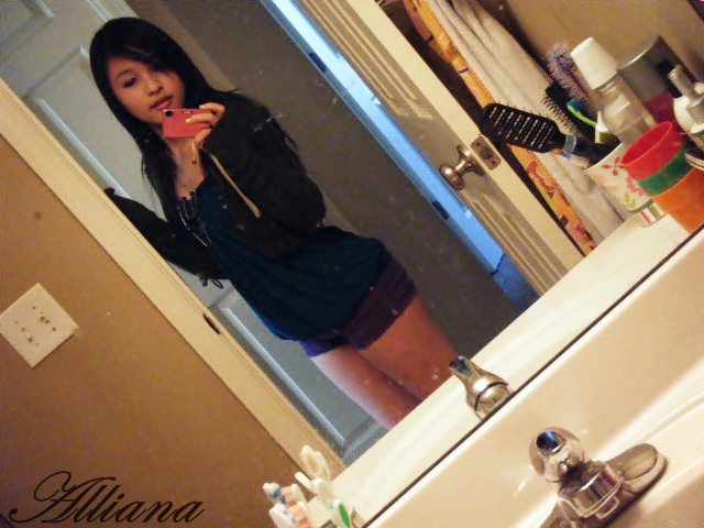 Mấy em quá dễ thương nhẹ nhàng cho anh em chiêm ngưỡng