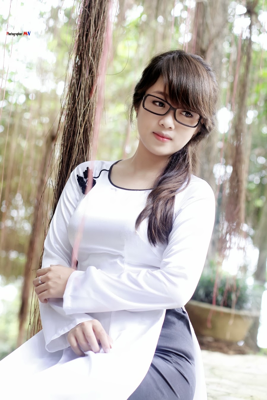 Model: Thủy