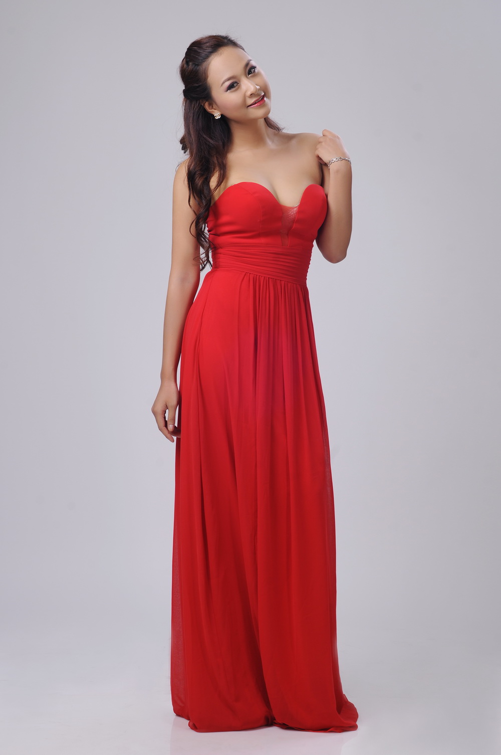 Mr Đàm chuẩn bị giúp trò cưng The Voice thành người nổi tiếng