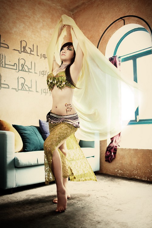 Mỹ nữ Giáng Long và giấc mơ “Ngàn lẻ một đêm”