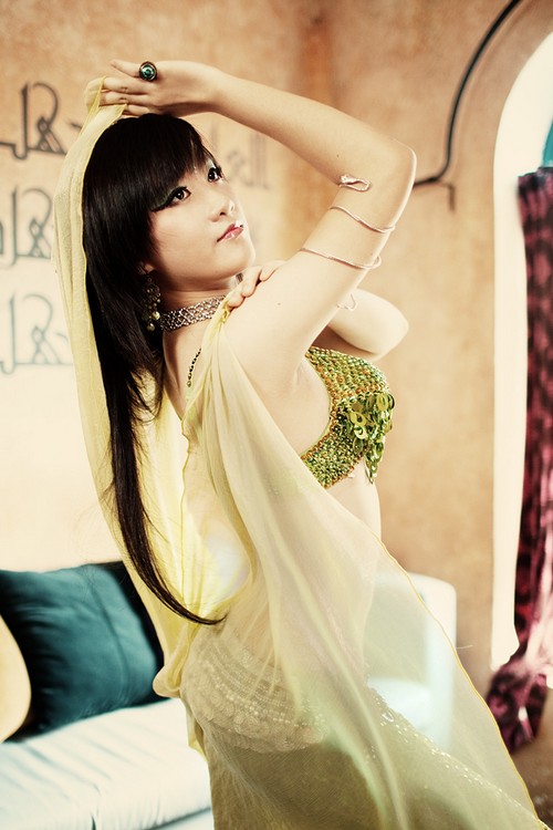 Mỹ nữ Giáng Long và giấc mơ “Ngàn lẻ một đêm”