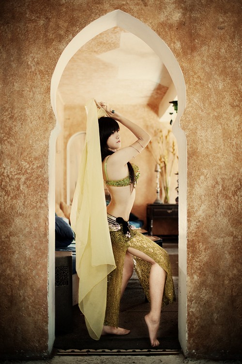 Mỹ nữ Giáng Long và giấc mơ “Ngàn lẻ một đêm”