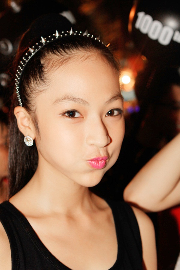 Nét hồn nhiên tinh nghịch của nữ diễn viên nhí Hà Anh