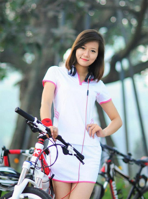 Ngắm 15 cô gái đẹp nhất Imiss Thăng Long 2012