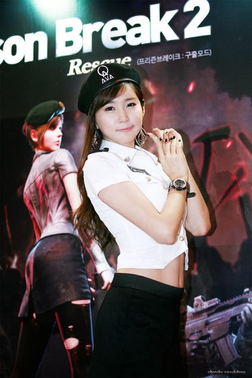 Ngắm 2 kiều nữ xinh đẹp của A.V.A