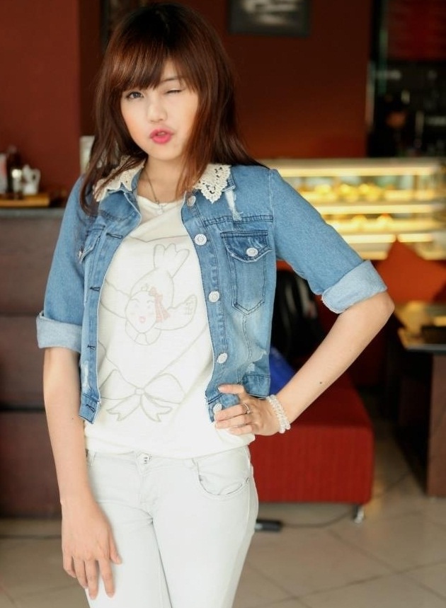 Ngắm hot girl Thục Vy Á Khôi ĐH Kỹ thuật công nghệ Sài Gòn