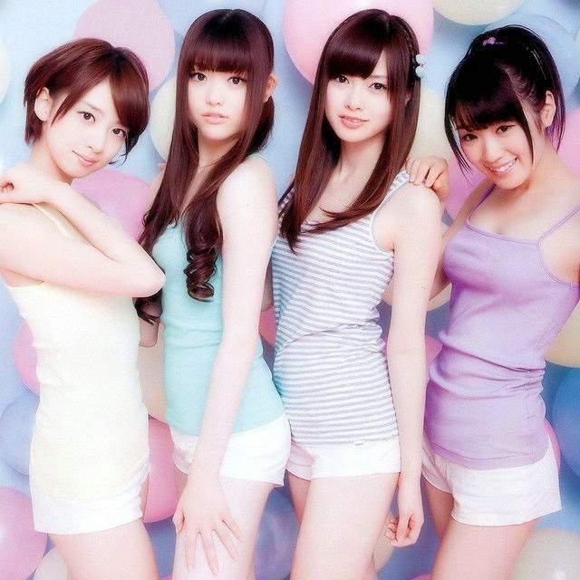 Ngắm người đẹp chân dài gợi cảm khoe hàng