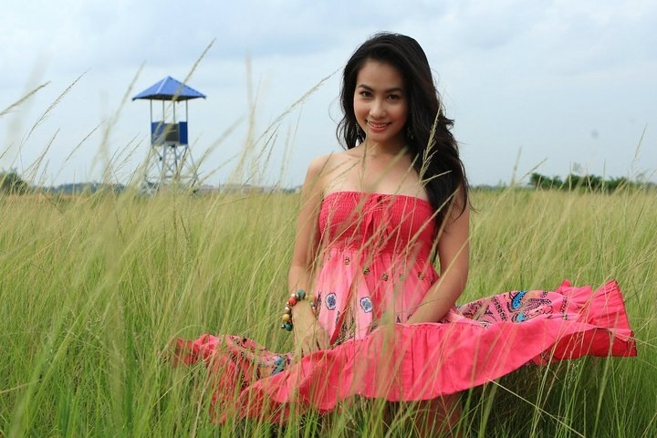 Ngắm sắc đẹp dịu dàng quyến rủ của gái việt