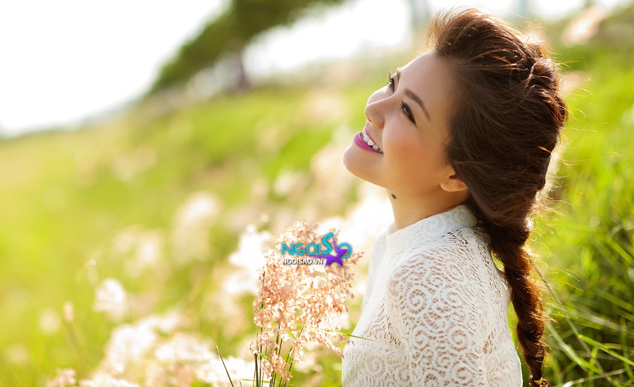 Ngắm Thanh Ngọc đẹp lạ sau hôn nhân