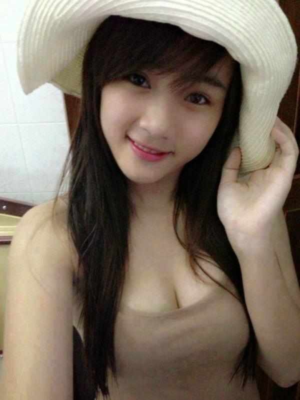 Ngắm vòng 1 khủng nhất của teen xinh
