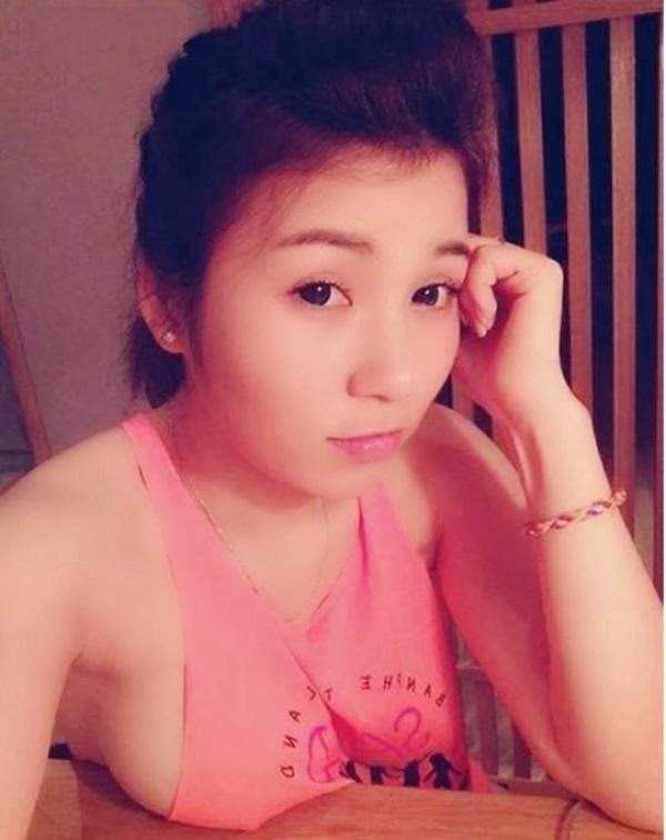 Ngắm vòng 1 khủng nhất của teen xinh