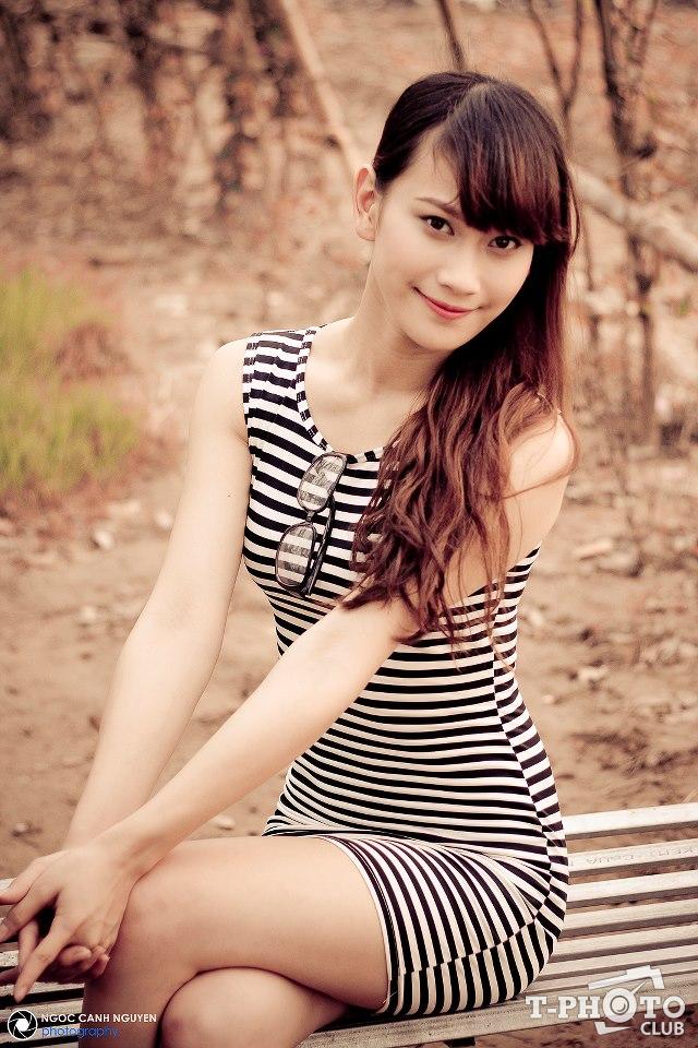 Ngày vừa 20, em ùa vào đời