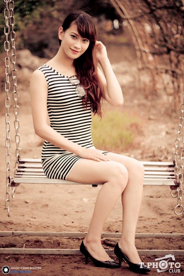 Ngày vừa 20, em ùa vào đời