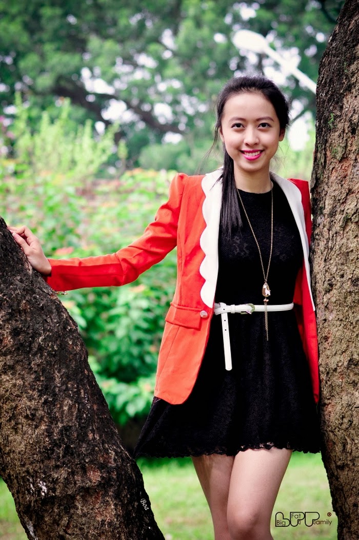 Người đẹp chân dài ái khôi đại học Ngoài Thương