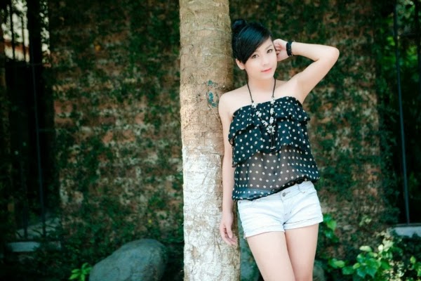 Người đẹp tuổi teen chân dài miên mang