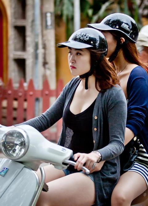 Nhà em mới tuyển osin cao cấp các bác ạ