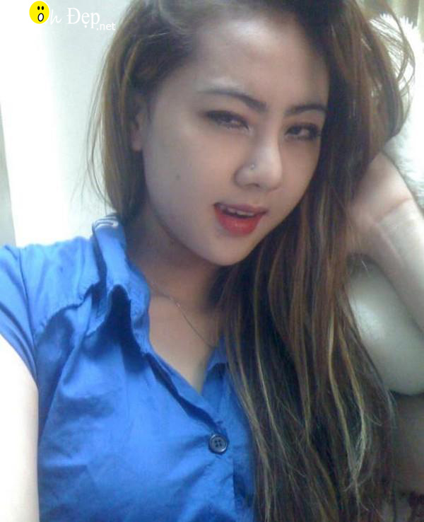 Nhìn khuôn mặt em này rất là phê