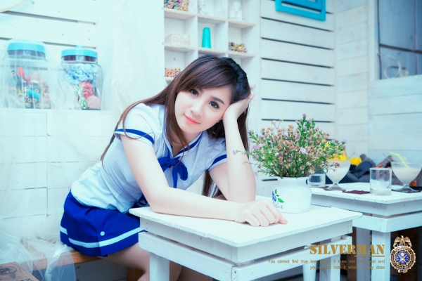 Như thế này mới gọi  là xinh chứ
