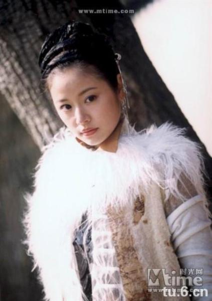 Những tạo hình cổ trang đẹp mỹ miều của Lâm Tâm Như