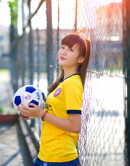 Nữ sinh dân tộc Mông đẹp như thiên thần