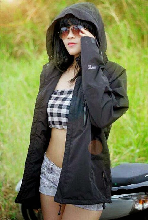 Nữ sinh Hàng nóng bỏng