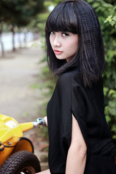 Nữ sinh thành Vinh duyên dáng trong ánh nắng th