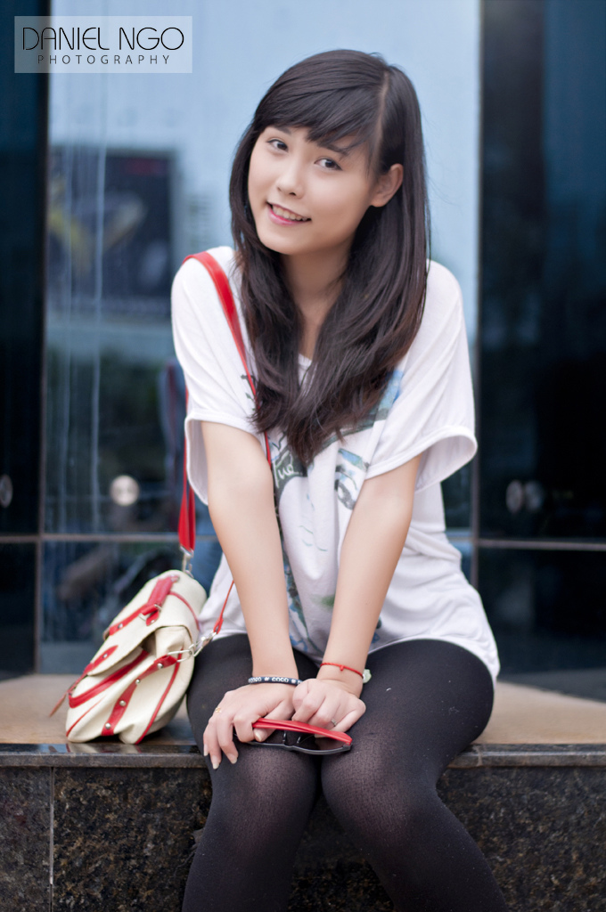 Teen xinh khoe vòng 1