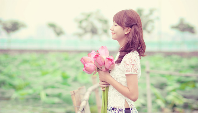 Vẻ đẹp trong veo của hot girl Hà thành