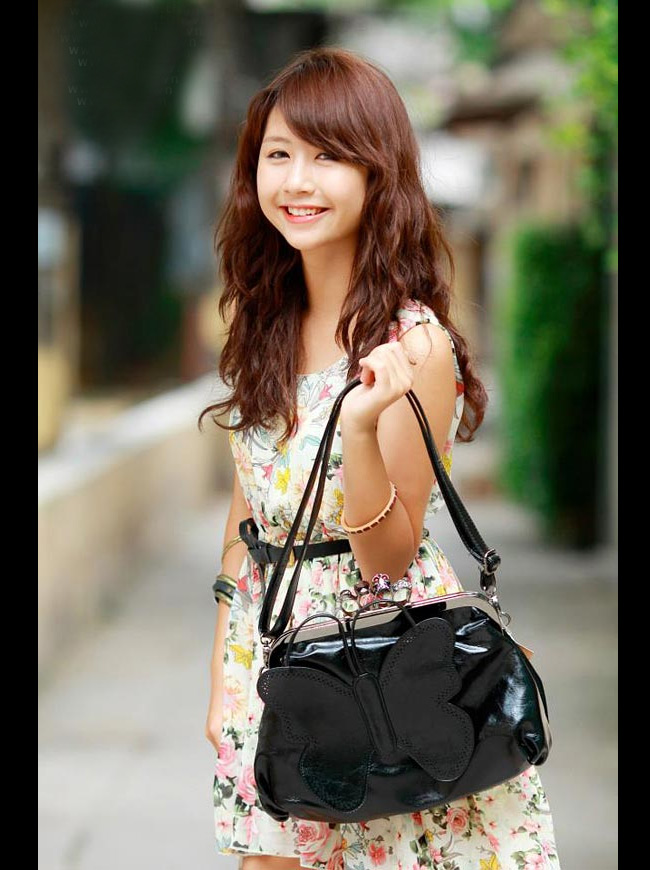 Vẻ đẹp trong veo của hot girl Hà thành